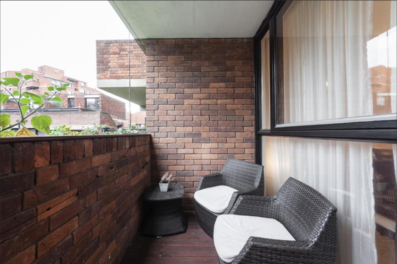 Two Bedroom Apartment Pimlico Londra Exterior foto